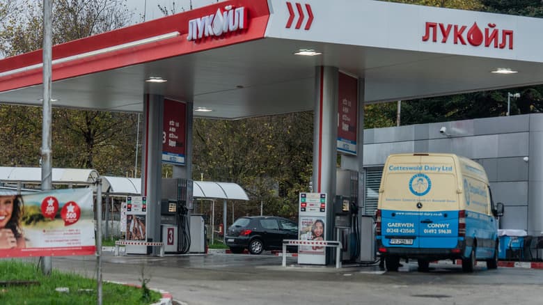 Снимка към „50 литра дизел струват 15,4% от минималната заплата в България“