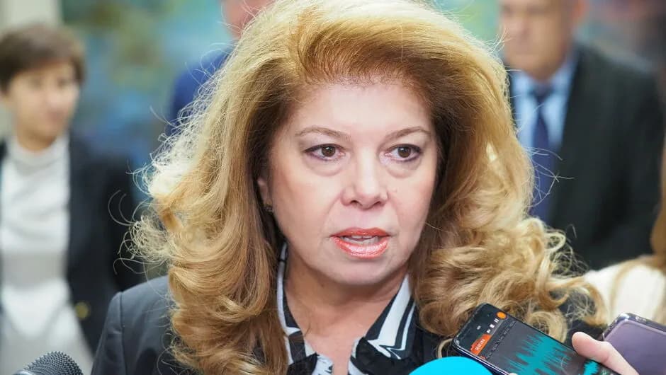 Снимка към „Йотова заяви, че ще поиска оставката на шефа на НСО Тонев“