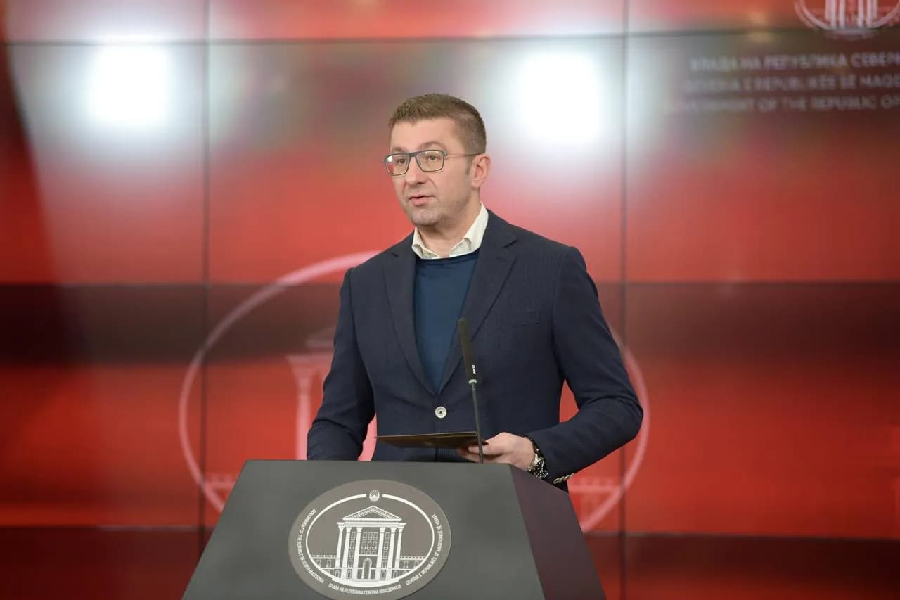 Снимка към „Мицкоски: Ива Михайлова и адвокатът ѝ са напуснали Северна Македония без граничен контрол“