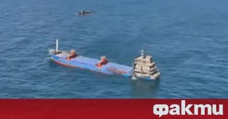 Снимка към „Моряци спасени след удар по контейнеровоз край Калиакра“