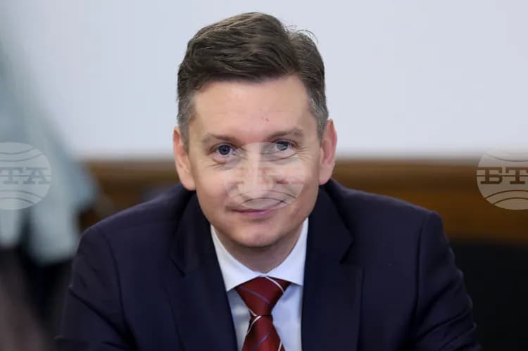 Снимка към „Дигитална връзка Европа–Азия през Черно море ще стигне до България през 2027 г.“